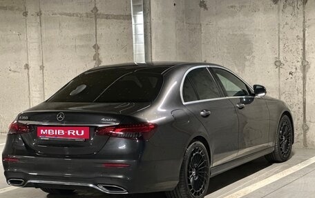 Mercedes-Benz E-Класс, 2020 год, 4 800 000 рублей, 4 фотография