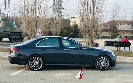 Mercedes-Benz E-Класс, 2020 год, 4 800 000 рублей, 8 фотография