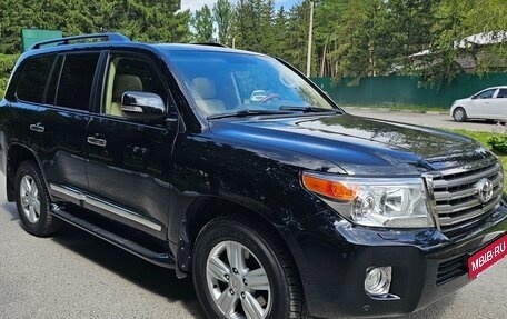 Toyota Land Cruiser 200, 2014 год, 4 900 000 рублей, 1 фотография