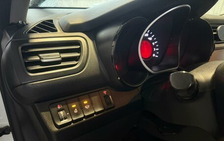 KIA Rio III рестайлинг, 2016 год, 780 000 рублей, 19 фотография