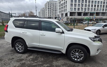Toyota Land Cruiser Prado 150 рестайлинг 2, 2018 год, 5 299 000 рублей, 2 фотография