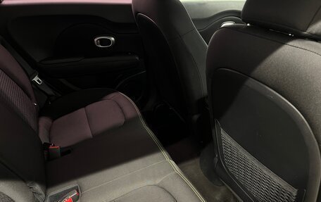 KIA Soul II рестайлинг, 2016 год, 1 065 000 рублей, 19 фотография