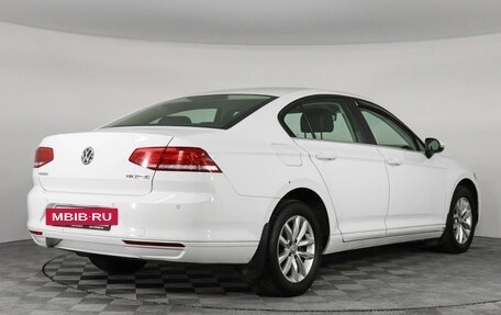 Volkswagen Passat B8 рестайлинг, 2016 год, 1 777 000 рублей, 5 фотография