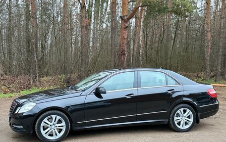 Mercedes-Benz E-Класс, 2010 год, 1 350 000 рублей, 10 фотография