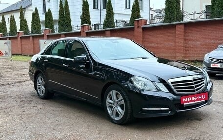 Mercedes-Benz E-Класс, 2010 год, 1 350 000 рублей, 4 фотография