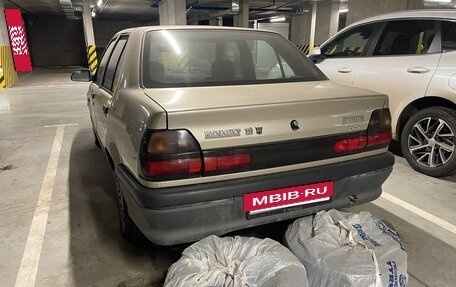 Renault 19 II, 1998 год, 500 000 рублей, 6 фотография