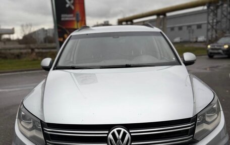 Volkswagen Tiguan I, 2012 год, 890 000 рублей, 3 фотография