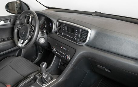 KIA Sportage IV рестайлинг, 2018 год, 1 917 800 рублей, 4 фотография