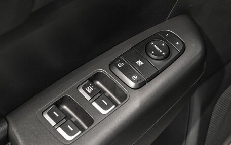 KIA Sportage IV рестайлинг, 2018 год, 1 917 800 рублей, 7 фотография