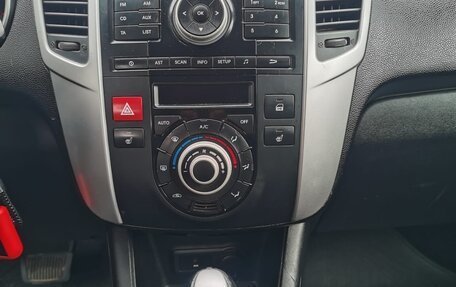 KIA Venga I, 2011 год, 900 000 рублей, 5 фотография