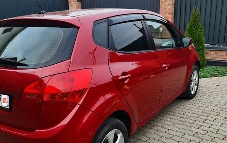 KIA Venga I, 2011 год, 900 000 рублей, 3 фотография