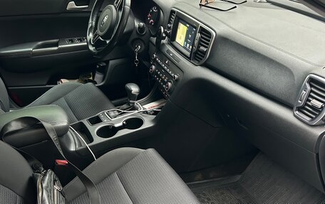 KIA Sportage IV рестайлинг, 2017 год, 2 100 000 рублей, 10 фотография