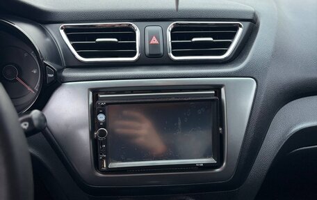 KIA Rio III рестайлинг, 2012 год, 740 000 рублей, 24 фотография