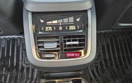 Volvo XC90 II рестайлинг, 2021 год, 4 300 000 рублей, 9 фотография