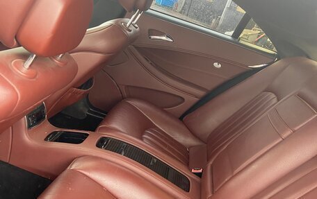 Mercedes-Benz CLS, 2005 год, 910 000 рублей, 4 фотография