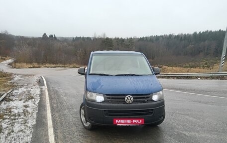 Volkswagen Transporter T5 рестайлинг, 2012 год, 1 180 000 рублей, 2 фотография