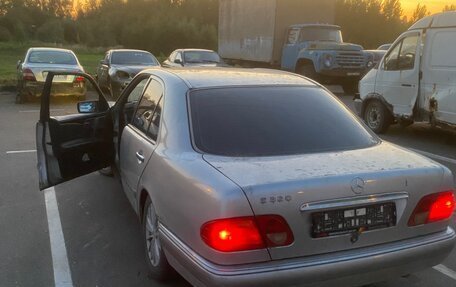 Mercedes-Benz E-Класс, 1995 год, 150 000 рублей, 10 фотография