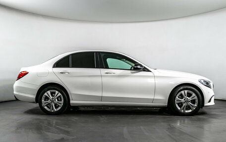 Mercedes-Benz C-Класс, 2019 год, 2 990 000 рублей, 4 фотография