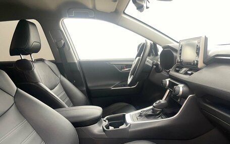 Toyota RAV4, 2020 год, 4 197 000 рублей, 12 фотография