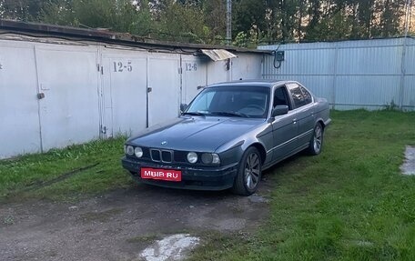 BMW 5 серия, 1990 год, 380 000 рублей, 1 фотография