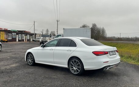 Mercedes-Benz E-Класс, 2022 год, 4 300 000 рублей, 3 фотография