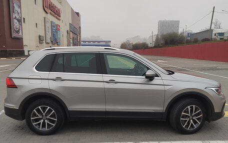 Volkswagen Tiguan II, 2021 год, 2 600 000 рублей, 4 фотография