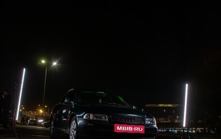 Audi A4, 1996 год, 330 000 рублей, 2 фотография