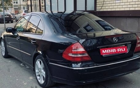 Mercedes-Benz E-Класс, 2002 год, 700 000 рублей, 2 фотография