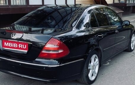 Mercedes-Benz E-Класс, 2002 год, 700 000 рублей, 5 фотография