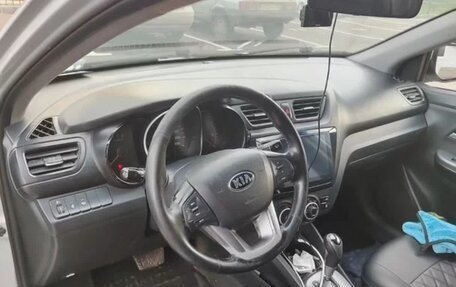 KIA Rio III рестайлинг, 2014 год, 595 000 рублей, 5 фотография