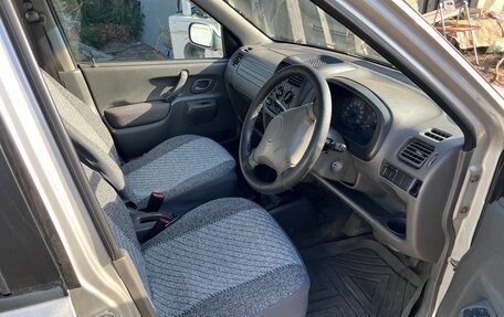 Suzuki Swift II, 2001 год, 300 000 рублей, 7 фотография