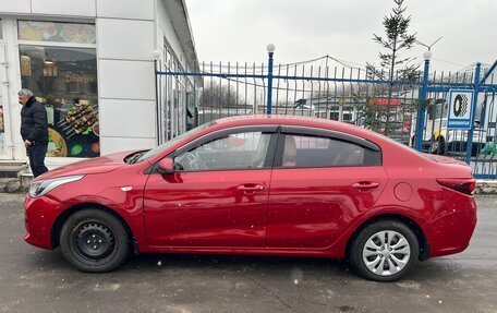 KIA Rio IV, 2018 год, 890 000 рублей, 3 фотография