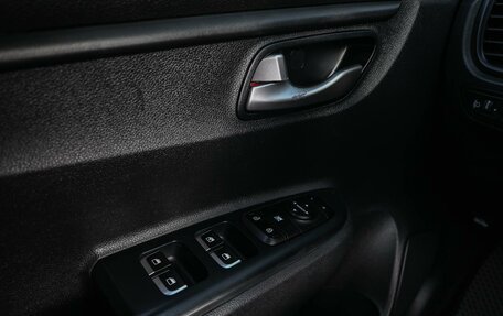 KIA Rio IV, 2019 год, 1 689 000 рублей, 12 фотография