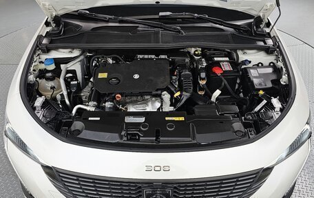 Peugeot 308, 2022 год, 1 880 000 рублей, 6 фотография