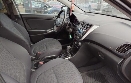 Hyundai Solaris II рестайлинг, 2016 год, 932 000 рублей, 11 фотография