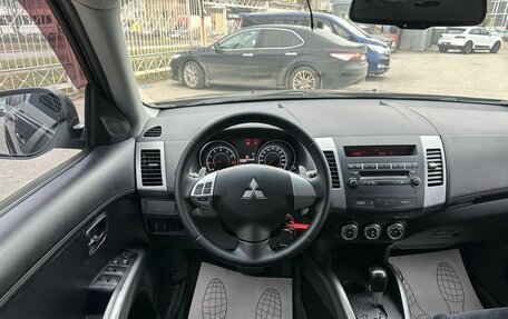 Mitsubishi Outlander III рестайлинг 3, 2012 год, 1 299 000 рублей, 15 фотография