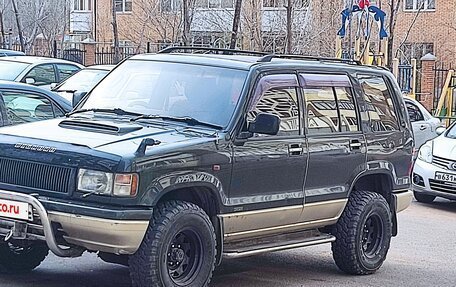 Isuzu Bighorn II, 1993 год, 650 000 рублей, 2 фотография