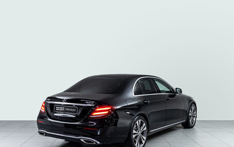 Mercedes-Benz E-Класс, 2016 год, 2 615 000 рублей, 4 фотография