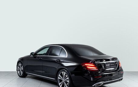 Mercedes-Benz E-Класс, 2016 год, 2 615 000 рублей, 6 фотография