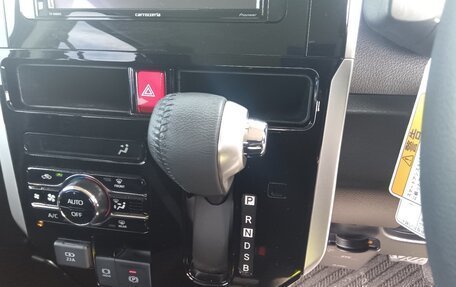 Toyota Roomy I, 2022 год, 1 000 000 рублей, 10 фотография