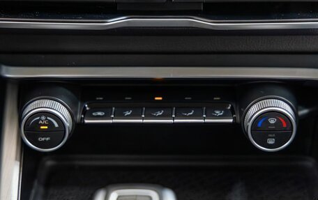 Geely Coolray I, 2022 год, 1 798 000 рублей, 24 фотография