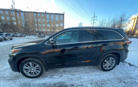 Toyota Highlander III, 2014 год, 3 880 000 рублей, 6 фотография