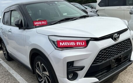 Toyota Raize I, 2022 год, 1 360 000 рублей, 2 фотография