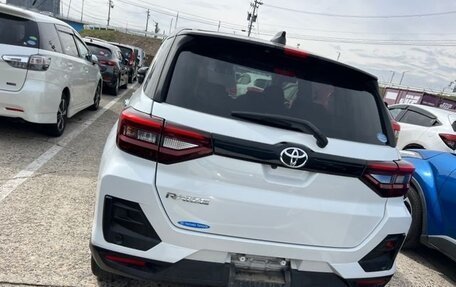 Toyota Raize I, 2022 год, 1 360 000 рублей, 5 фотография