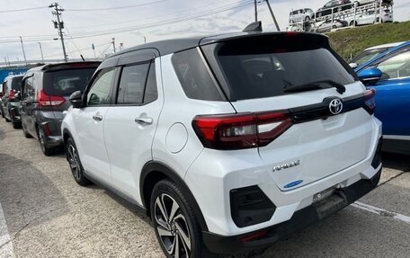 Toyota Raize I, 2022 год, 1 360 000 рублей, 4 фотография