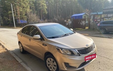 KIA Rio III рестайлинг, 2012 год, 650 000 рублей, 19 фотография