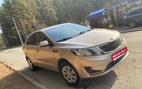 KIA Rio III рестайлинг, 2012 год, 650 000 рублей, 18 фотография