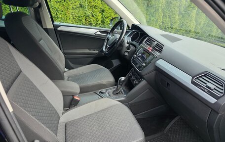 Volkswagen Tiguan II, 2017 год, 1 985 000 рублей, 10 фотография