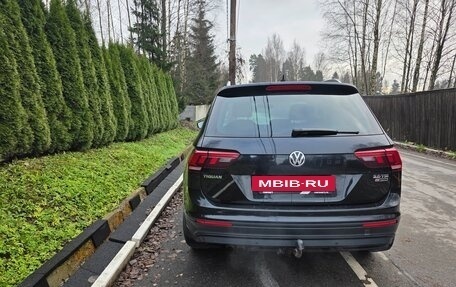 Volkswagen Tiguan II, 2017 год, 1 985 000 рублей, 7 фотография