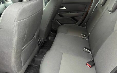 Renault Duster, 2022 год, 2 100 000 рублей, 15 фотография